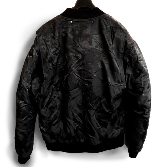 RARE NWOT Marc by Marc Jacobs Navy Camo Bomber - Picture 3 of 4